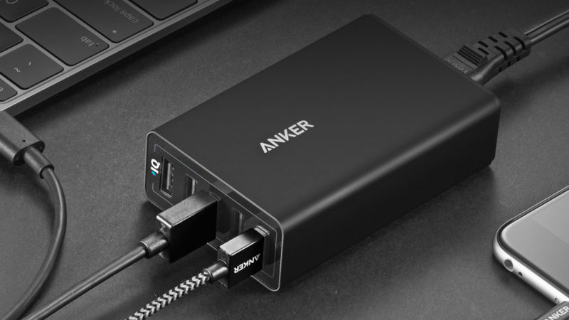 Anker PowerPort 5, $18 con código KINJAAAA